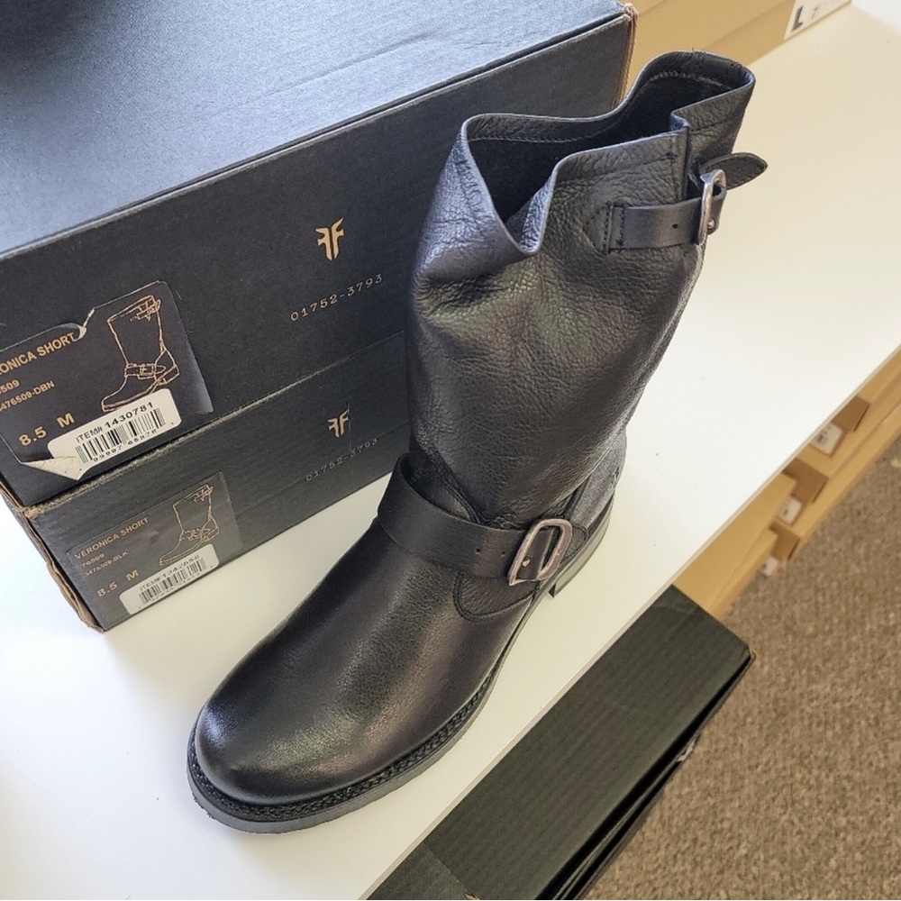 Frye Veronica Short Boot Size 6.5